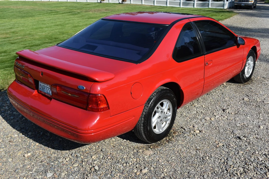 1996 Ford Thunderbird 10th Gen - Image 14 of 31
