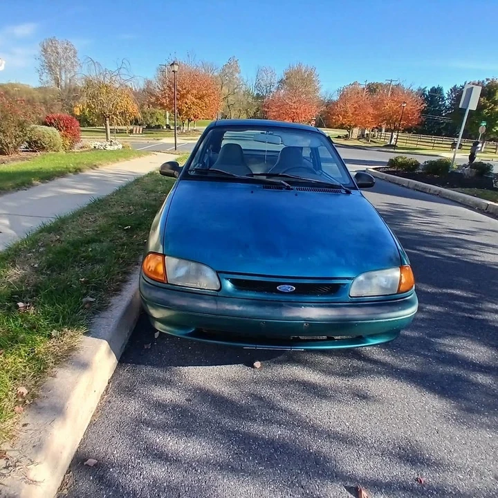1996 Ford Festiva - Image 3 of 7