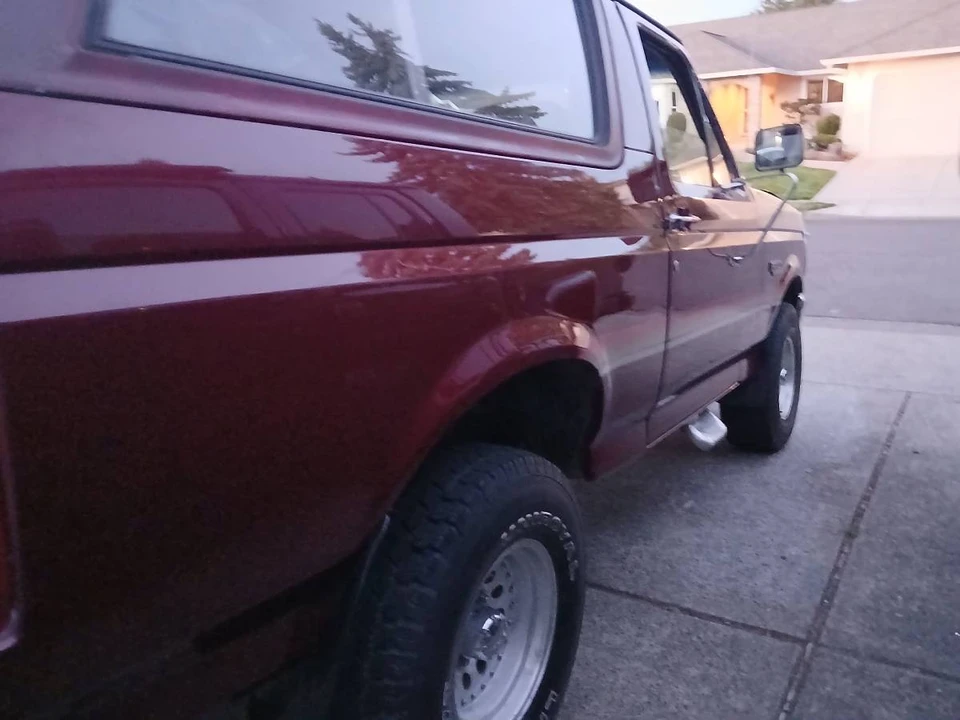 1996 Ford Bronco 5th Gen - Image 3 of 12