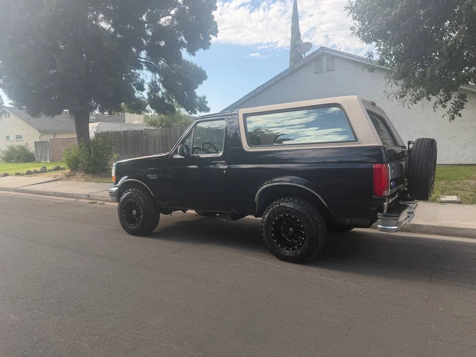 1996 Ford Bronco 5th Gen - Image 5 of 10