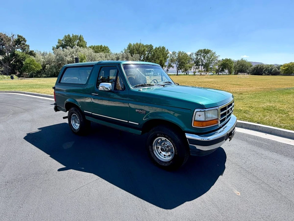 1996 Ford Bronco 5th Gen - Image 2 of 6