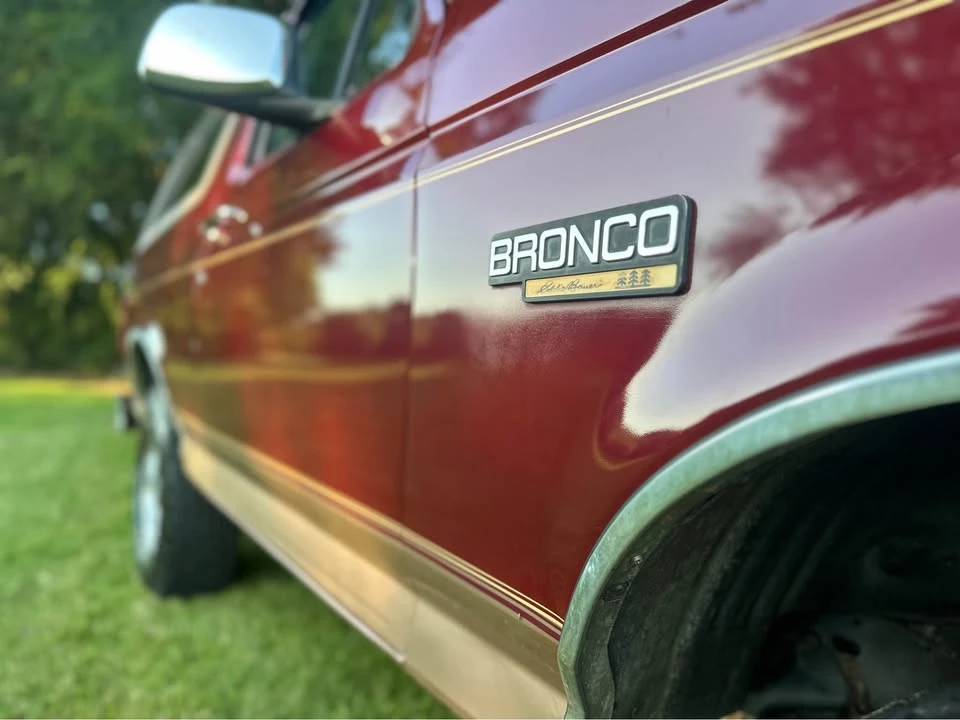 1996 Ford Bronco 5th Gen - Image 5 of 20