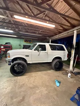 1996 Ford Bronco XL