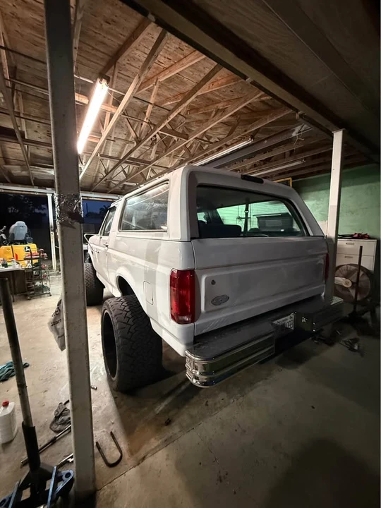 1996 Ford Bronco 5th Gen - Image 4 of 11