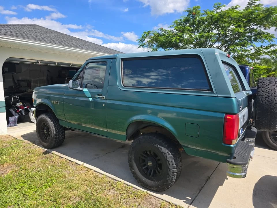 1996 Ford Bronco 5th Gen - Image 4 of 17