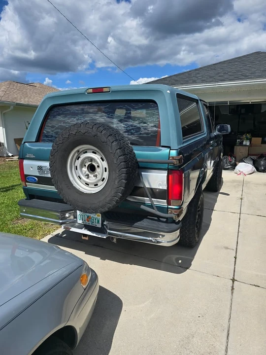 1996 Ford Bronco 5th Gen - Image 3 of 17