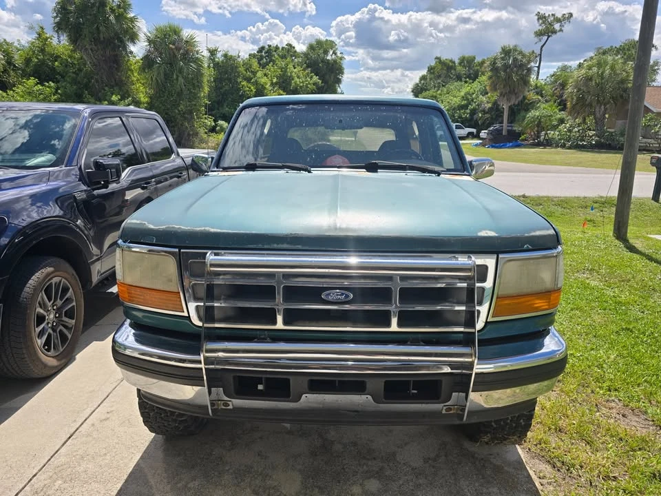 1996 Ford Bronco 5th Gen - Image 5 of 17