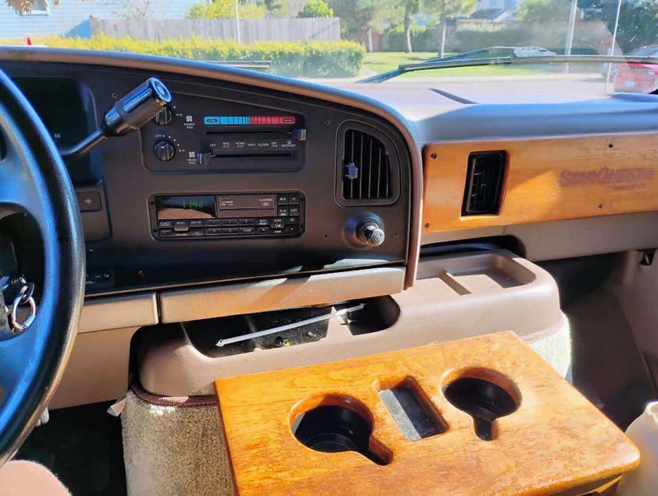 1996 Ford Econoline Van - Image 14 of 15