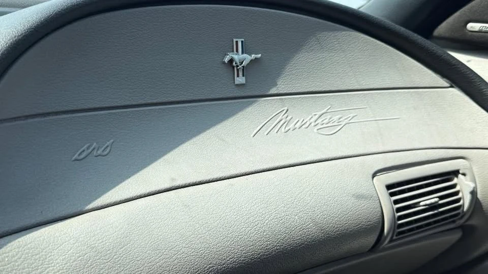 1996 Ford SN95 Mustang - Image 15 of 19