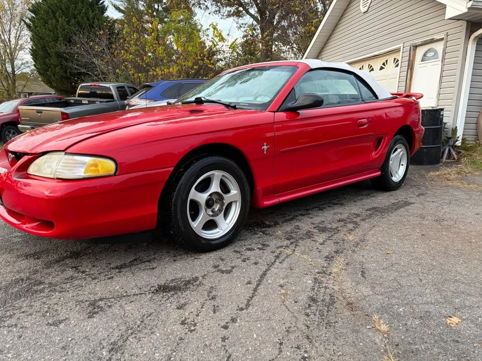 1996 Ford SN95 Mustang - Image 8 of 11
