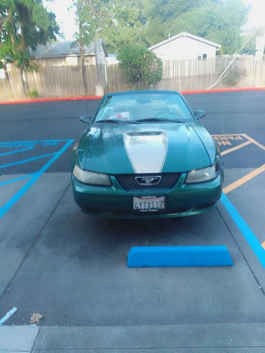1996 Ford SN95 Mustang - Image 2 of 2