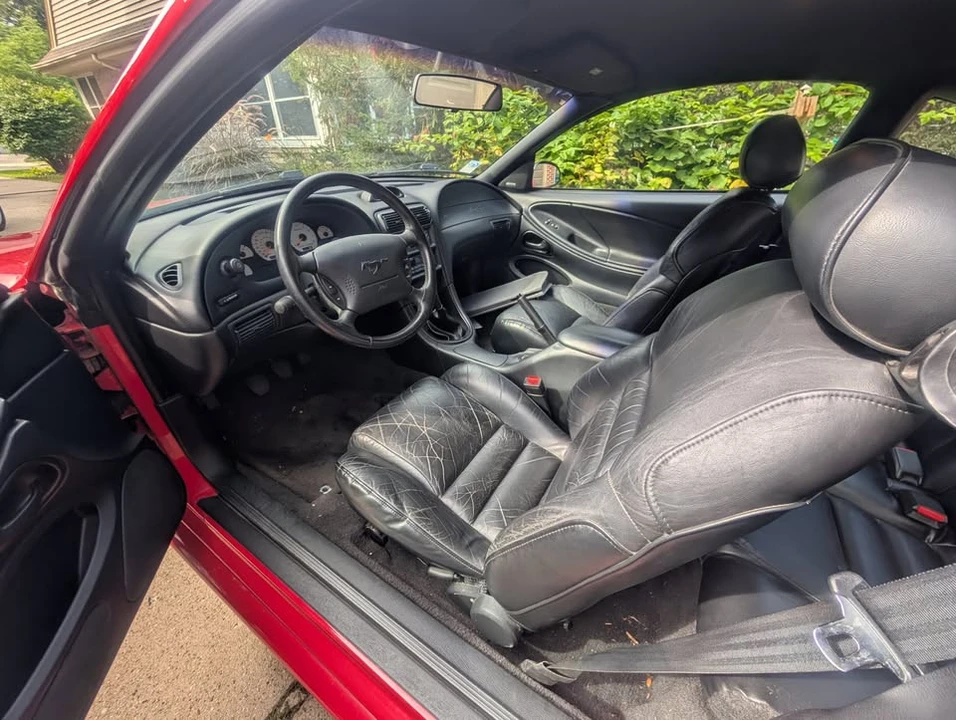 1996 Ford SN95 Mustang - Image 9 of 10