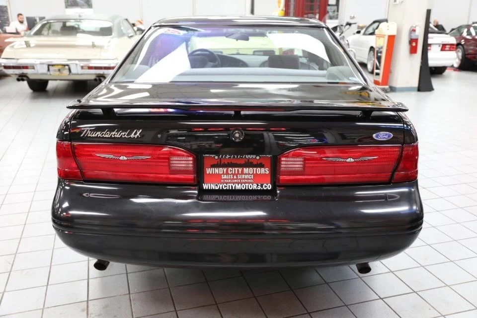 1996 Ford Thunderbird 10th Gen - Image 9 of 20