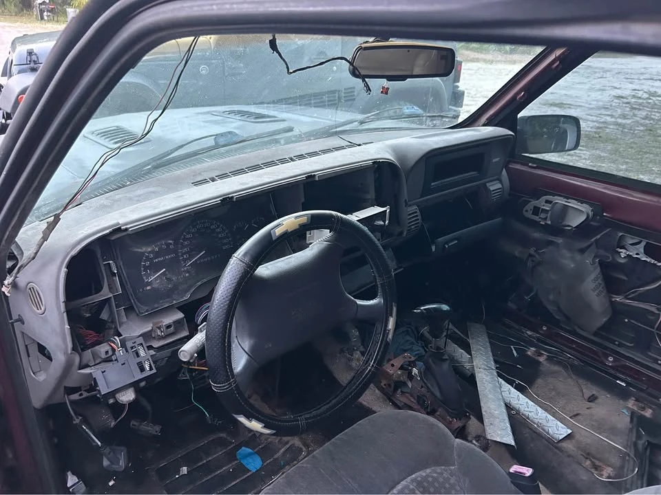1996 GMC C/K - Image 8 of 10