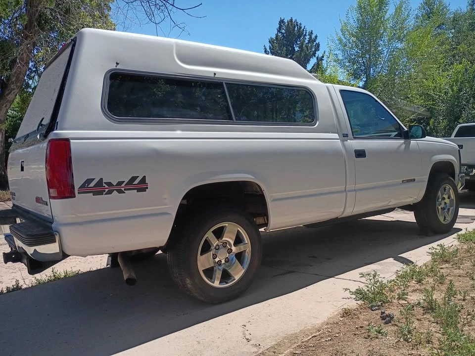 1996 GMC C/K - Image 8 of 10