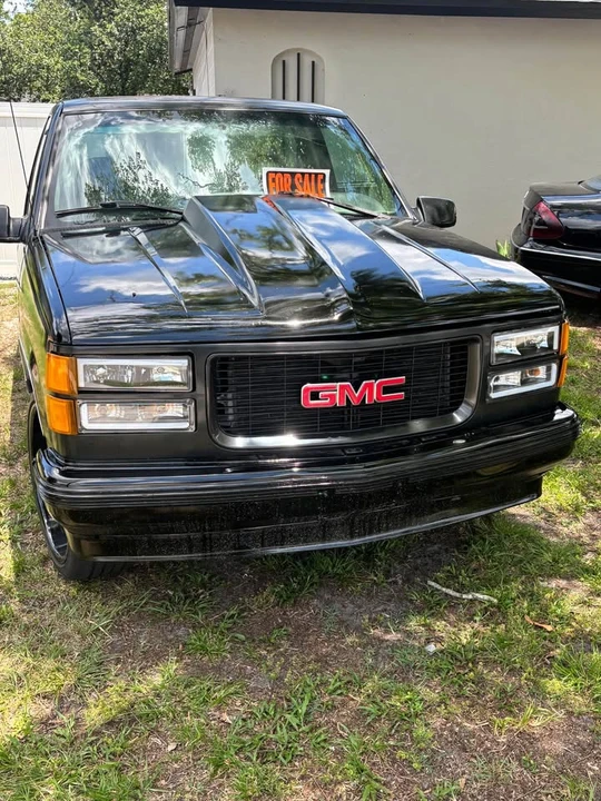 1996 GMC C/K - Image 4 of 8