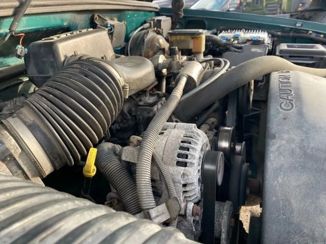 1996 GMC Sierra 1st Gen - Image 15 of 18