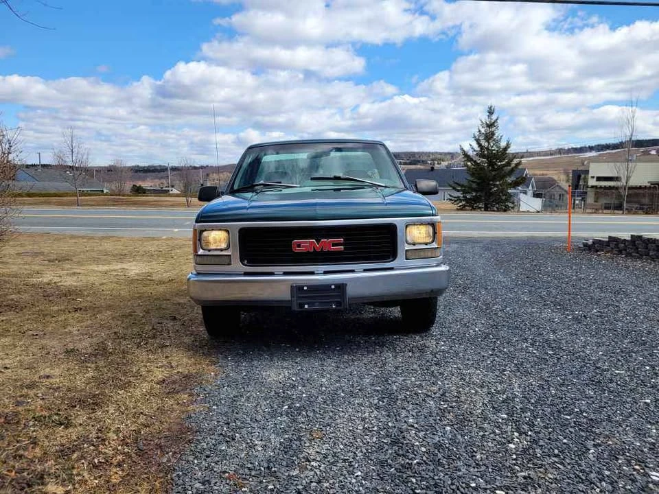 1996 GMC C/K - Image 5 of 16
