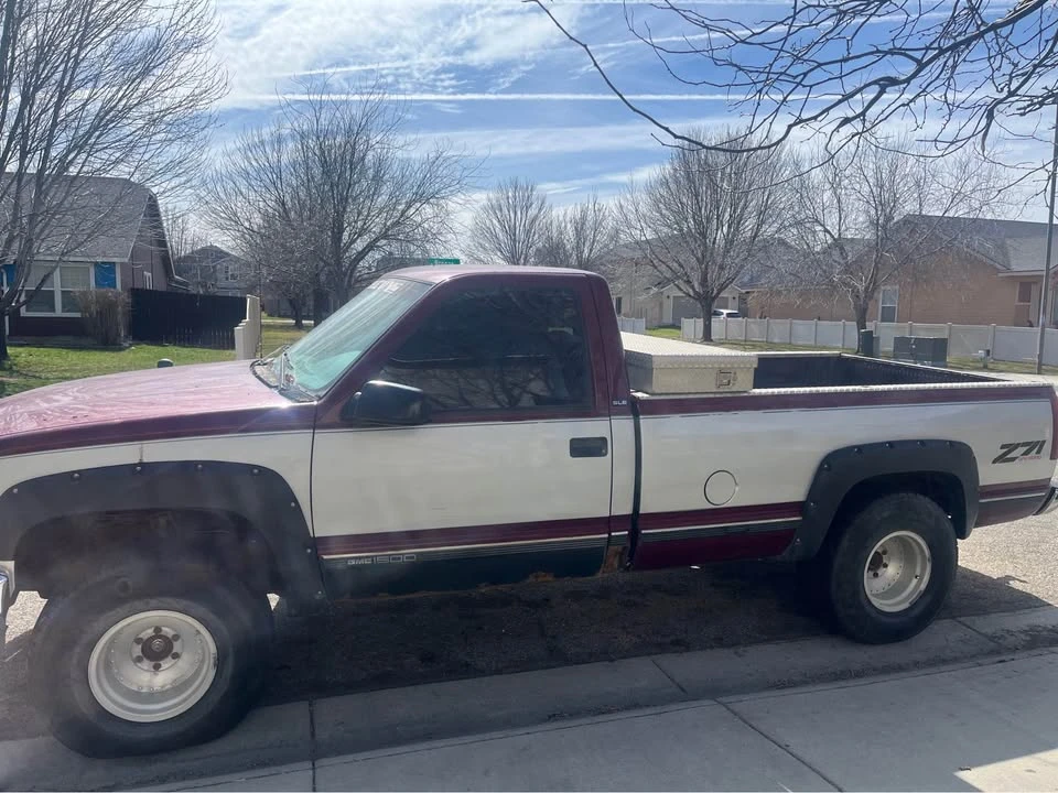 1996 GMC C/K - Image 3 of 7