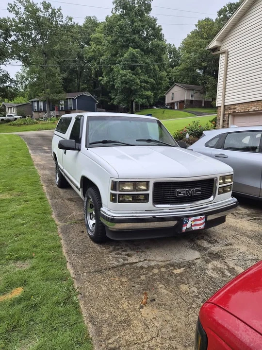 1996 GMC C/K - Image 3 of 5
