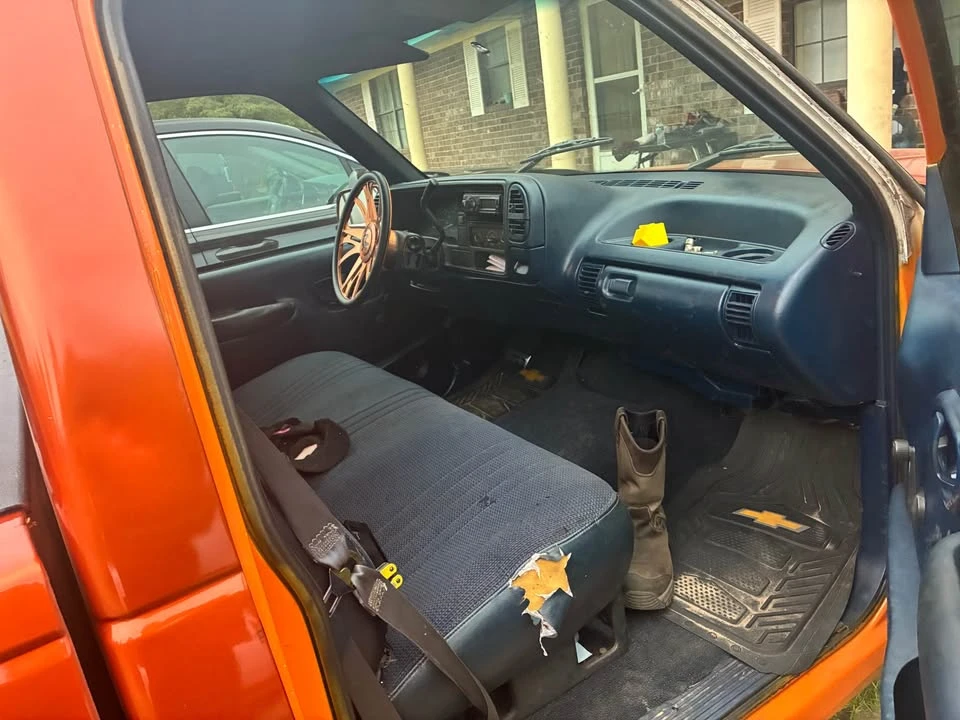 1996 GMC C/K 3rd Gen - Image 8 of 11