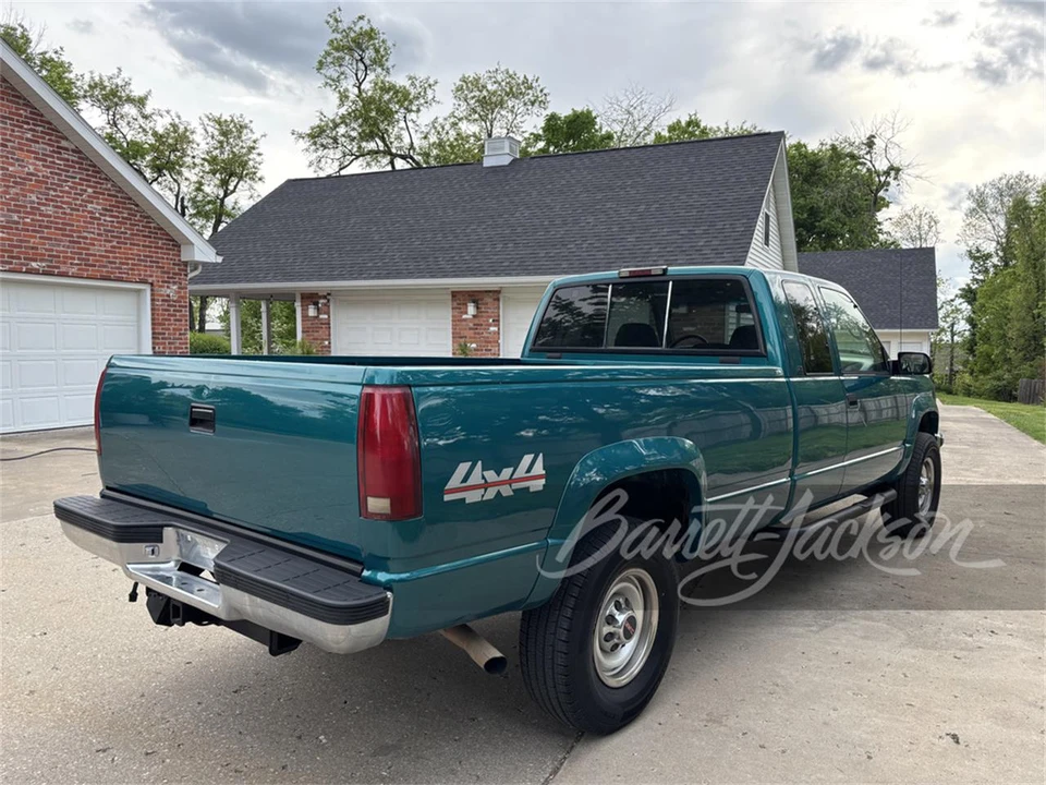 1996 GMC C/K - Image 3 of 5