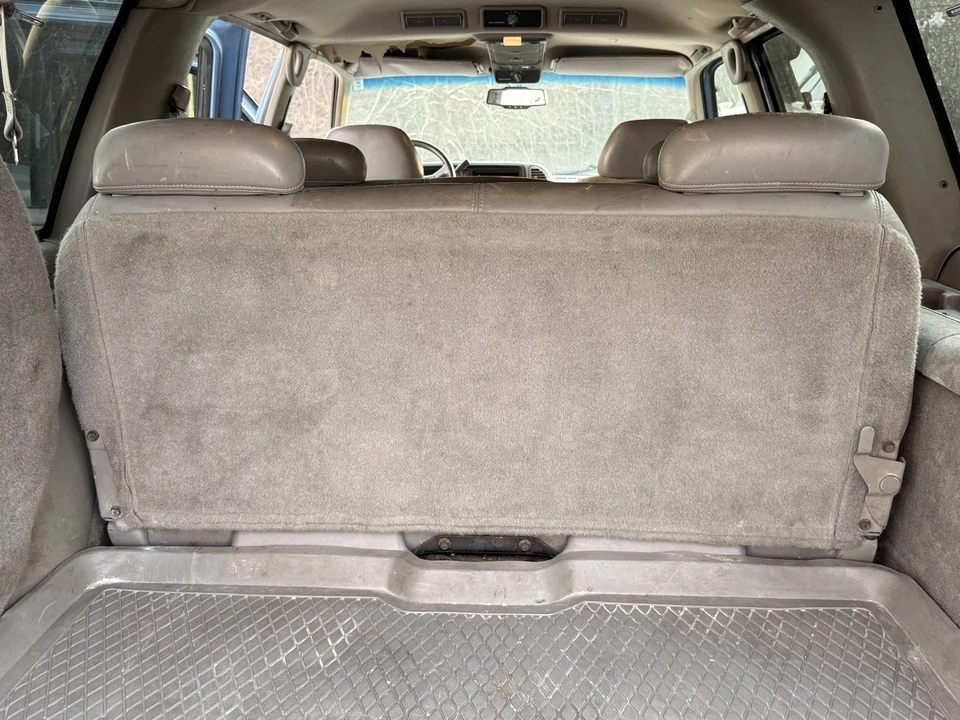 1996 GMC Suburban 8th Gen - Image 16 of 21