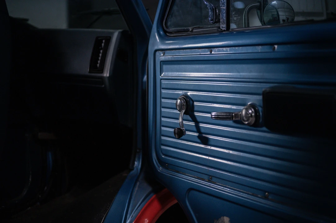 1996 GMC G-series Van - Image 22 of 31