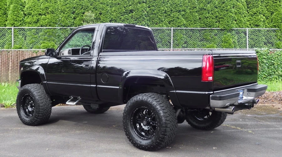 1996 GMC Sierra 1st Gen - Image 2 of 12