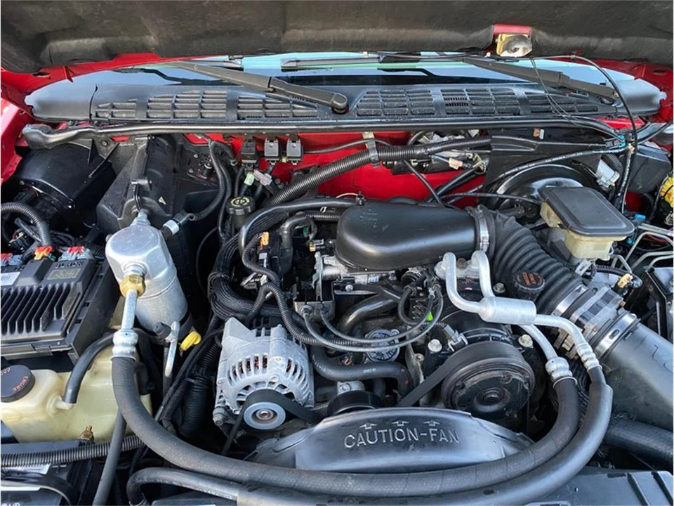 1996 GMC S-15 Jimmy 2nd Gen - Image 8 of 8