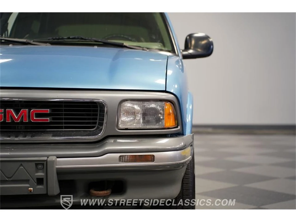 1996 GMC S-15 Jimmy 2nd Gen - Image 19 of 31