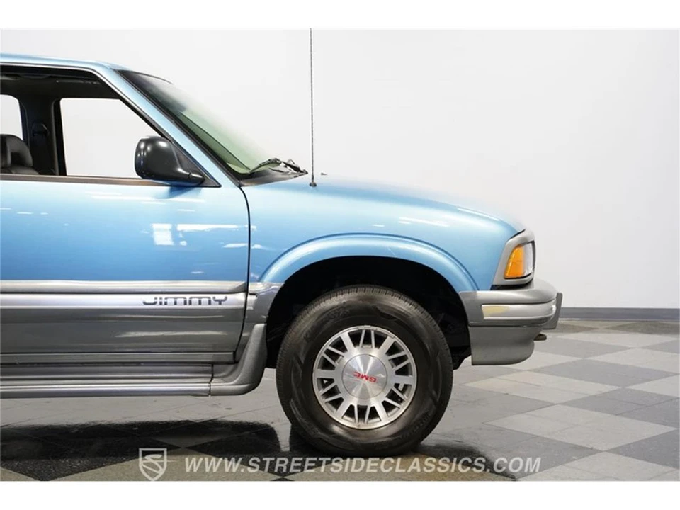 1996 GMC S-15 Jimmy 2nd Gen - Image 29 of 31