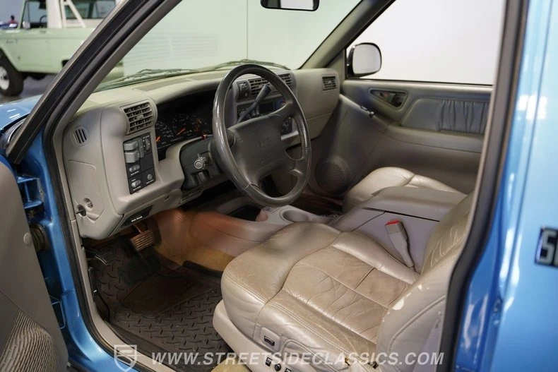 1996 GMC S-15 Jimmy 2nd Gen - Image 6 of 31