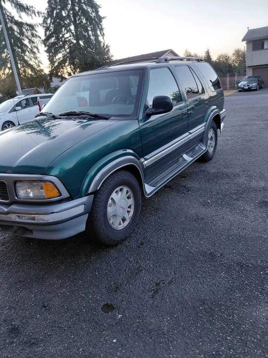 1996 GMC S-15 Jimmy 2nd Gen - Image 4 of 8