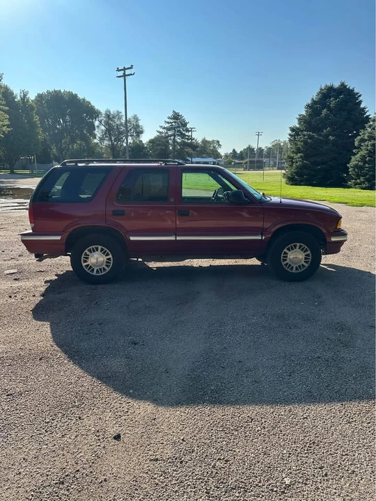 1996 GMC S-15 Jimmy 2nd Gen - Image 6 of 12