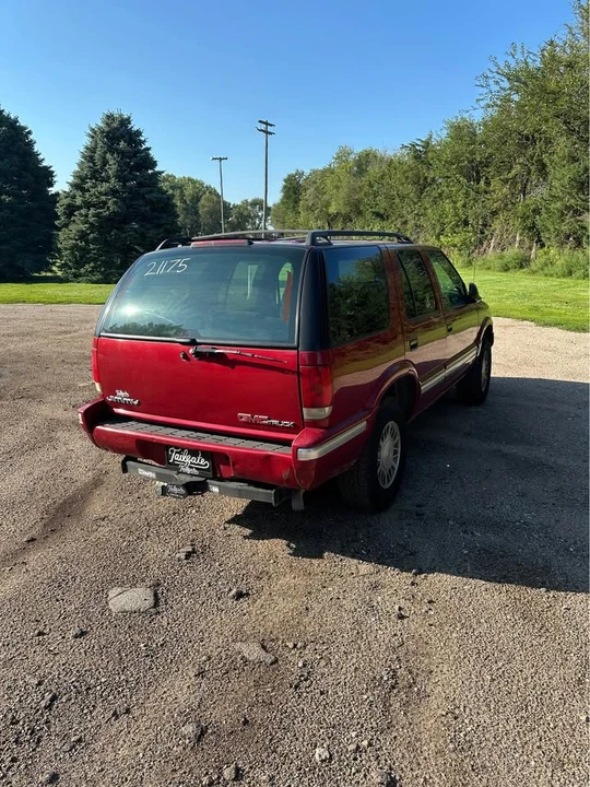 1996 GMC S-15 Jimmy 2nd Gen - Image 5 of 12