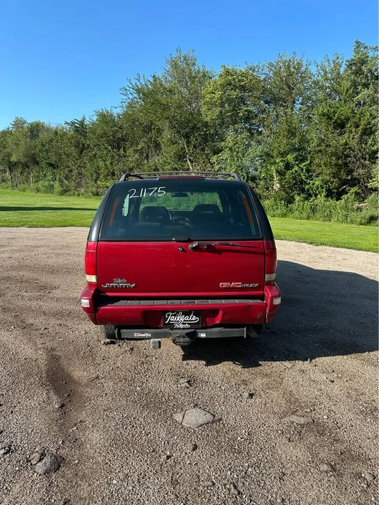 1996 GMC S-15 Jimmy 2nd Gen - Image 4 of 12