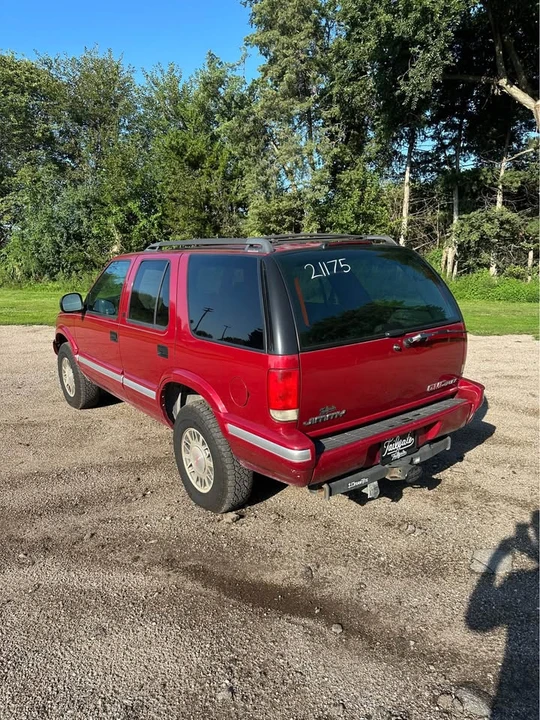 1996 GMC S-15 Jimmy 2nd Gen - Image 3 of 12