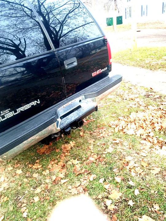 1996 GMC Suburban 7th Gen - Image 12 of 14