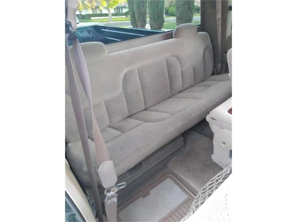 1996 GMC C/K 3rd Gen - Image 4 of 11
