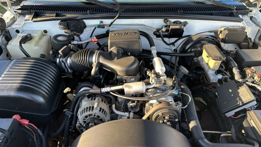 1996 GMC Sierra 1st Gen - Image 6 of 6