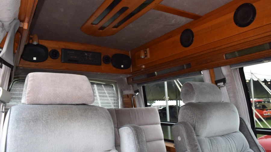 1996 GMC Savana - Image 6 of 7