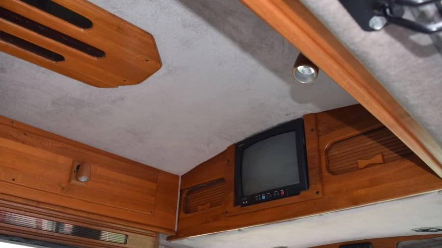 1996 GMC Savana - Image 7 of 7