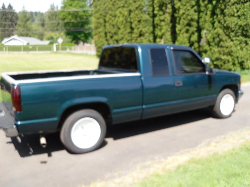 1996 GMC Sierra 1st Gen - Image 5 of 13