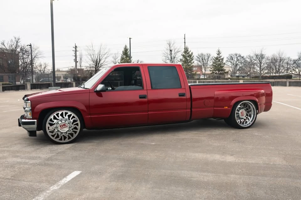 1996 GMC Sierra 1st Gen - Image 2 of 4