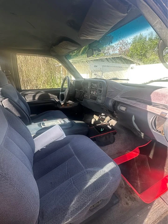 1996 GMC Sierra 1st Gen - Image 5 of 6