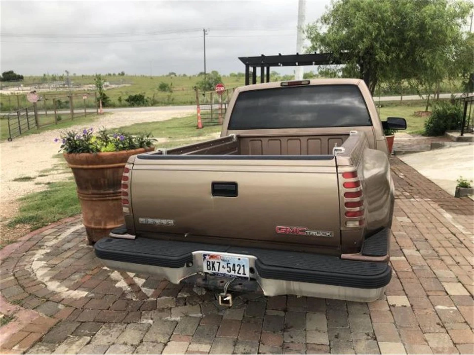 1996 GMC Sierra 1st Gen - Image 17 of 18