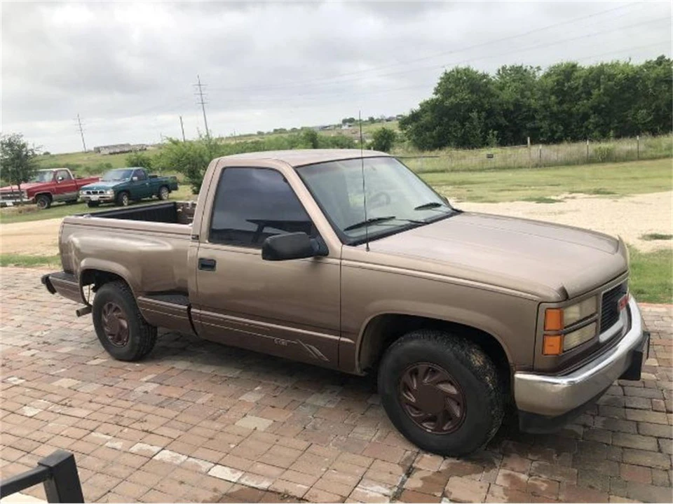 1996 GMC Sierra 1st Gen - Image 15 of 18