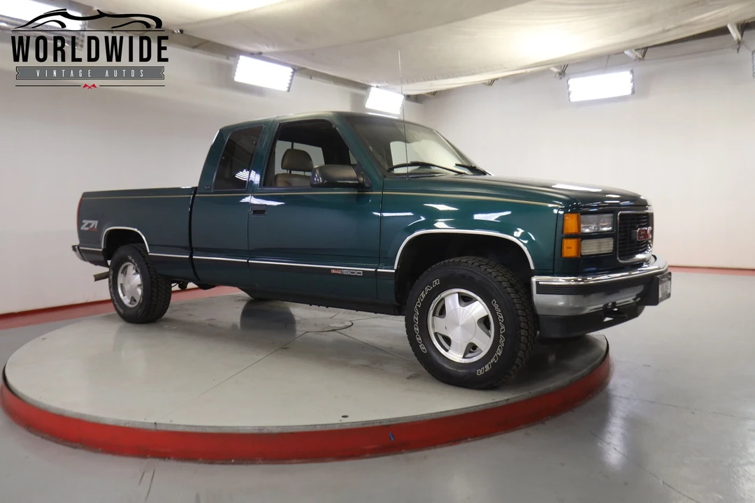 1996 GMC Sierra 1st Gen - Image 2 of 12