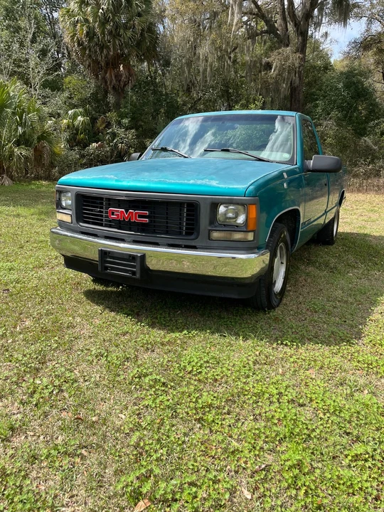 1996 GMC Sierra 1st Gen - Image 2 of 16